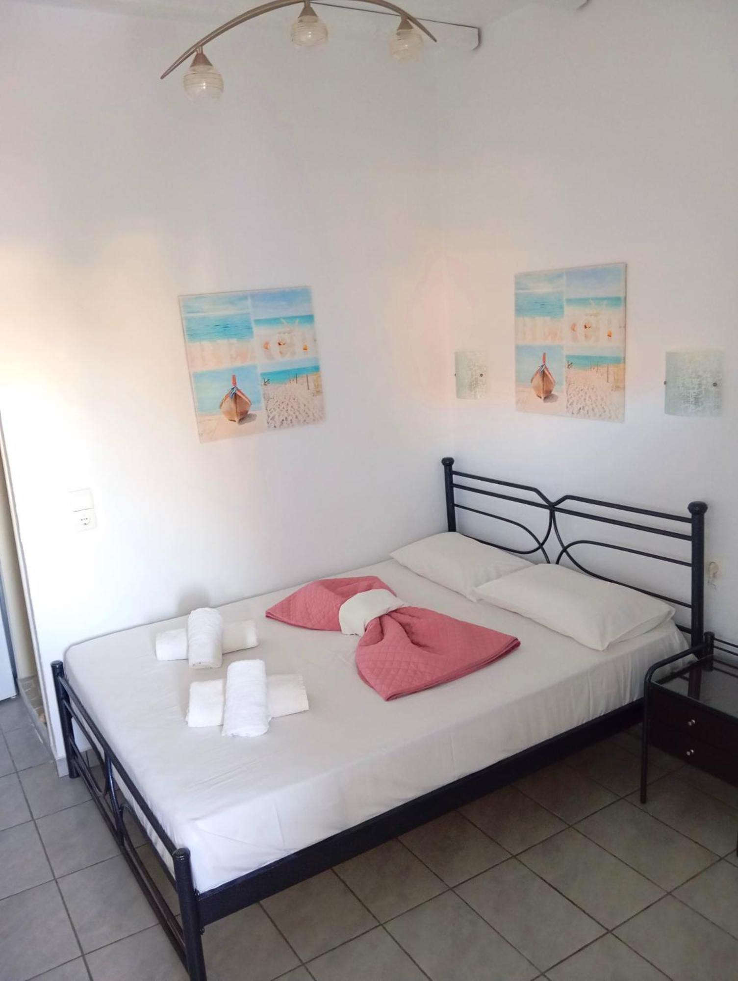 Lucas B Panorama Apartment Alopronia Exterior foto