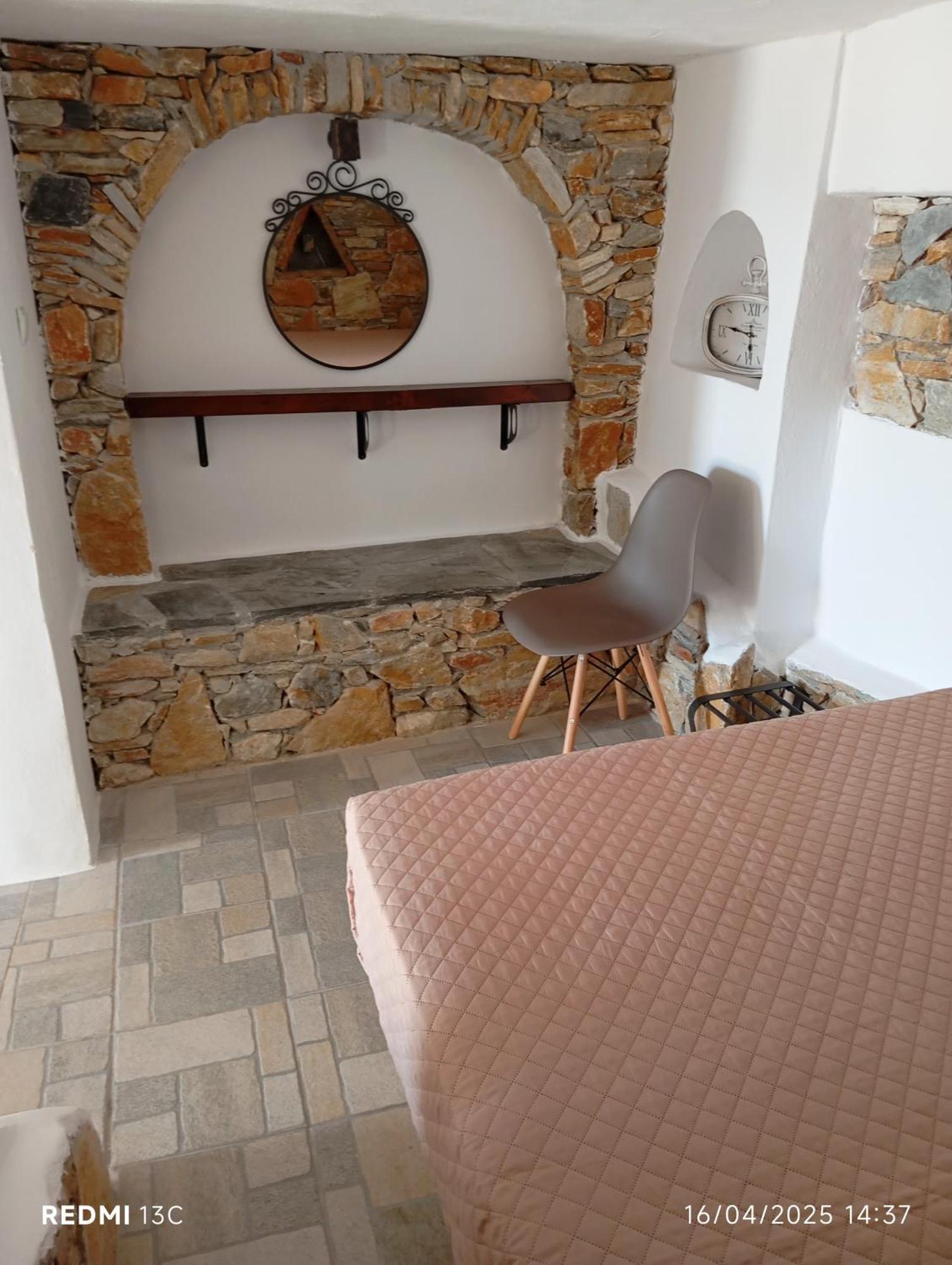 Lucas B Panorama Apartment Alopronia Exterior foto